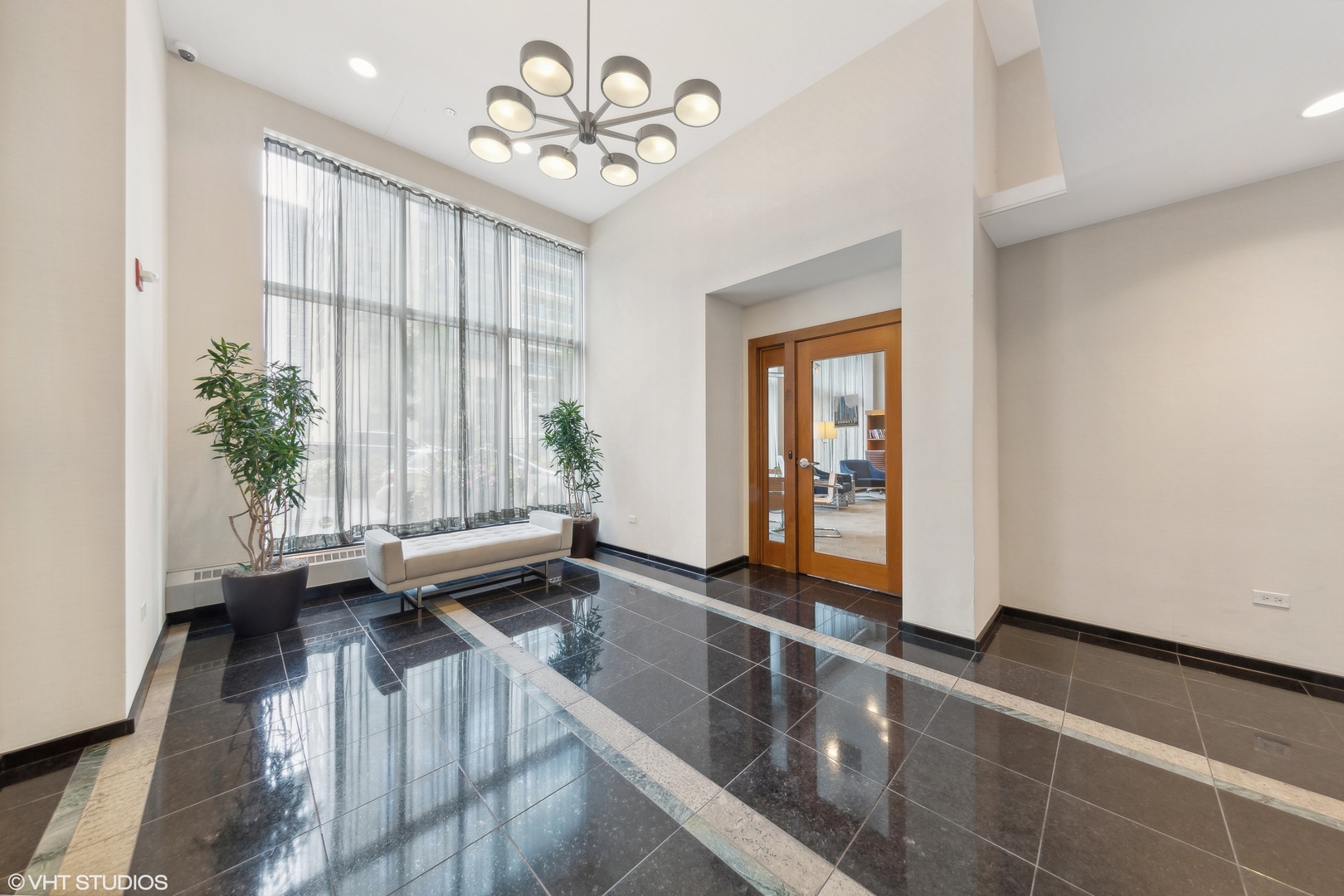 420 E WATERSIDE Drive Unit: 1013