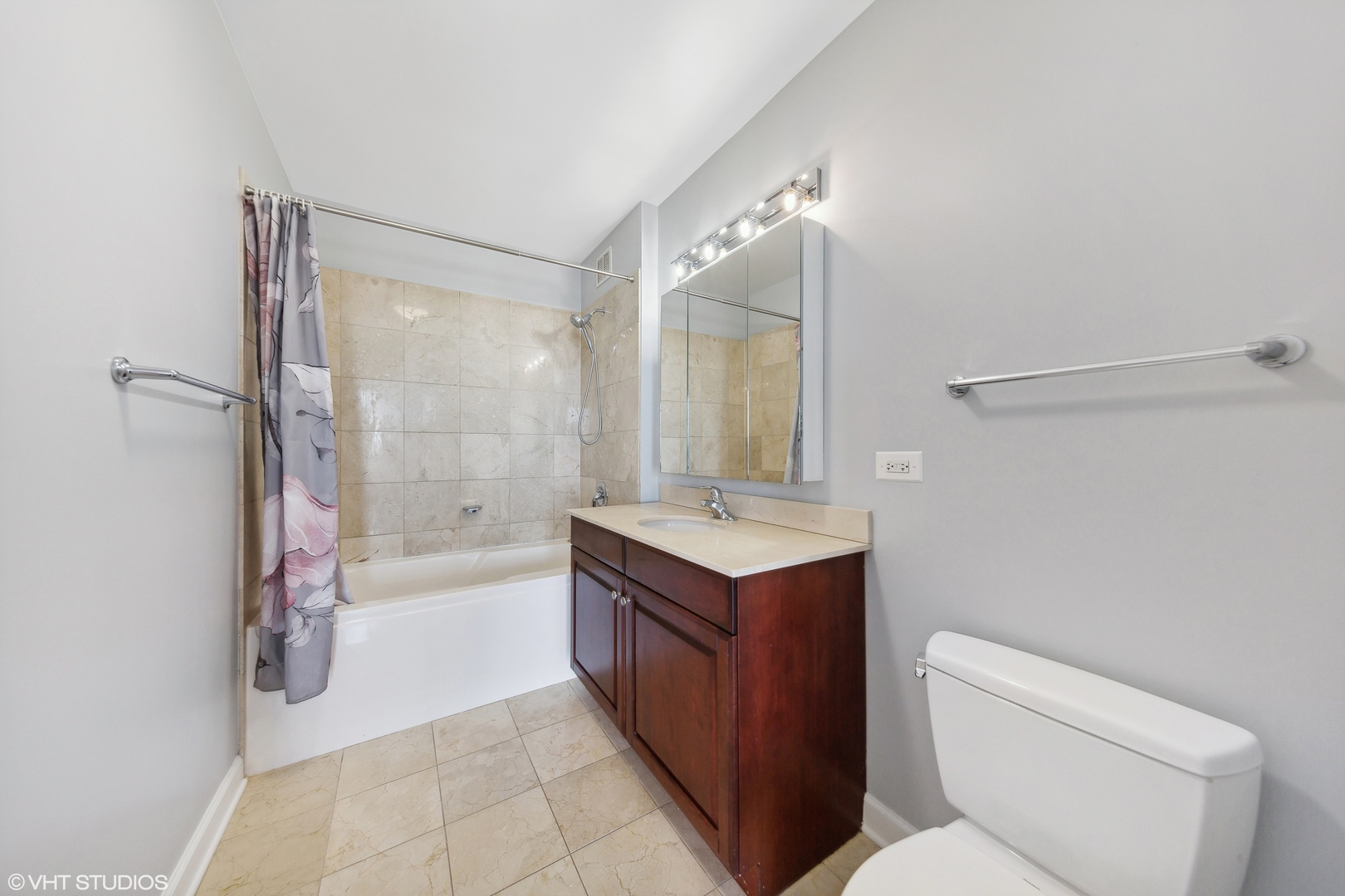 420 E WATERSIDE Drive Unit: 1013