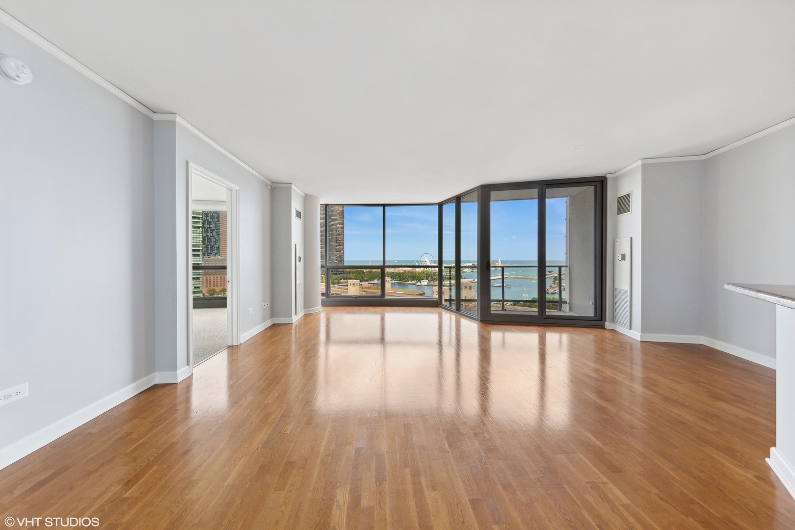 420 E WATERSIDE Drive Unit: 1013