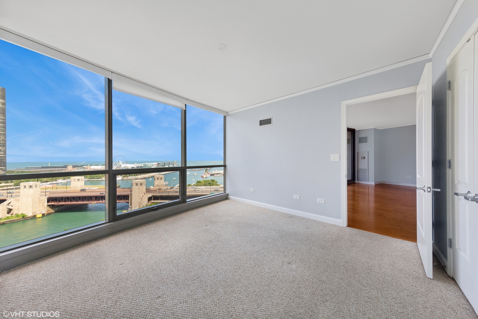 420 E WATERSIDE Drive Unit: 1013