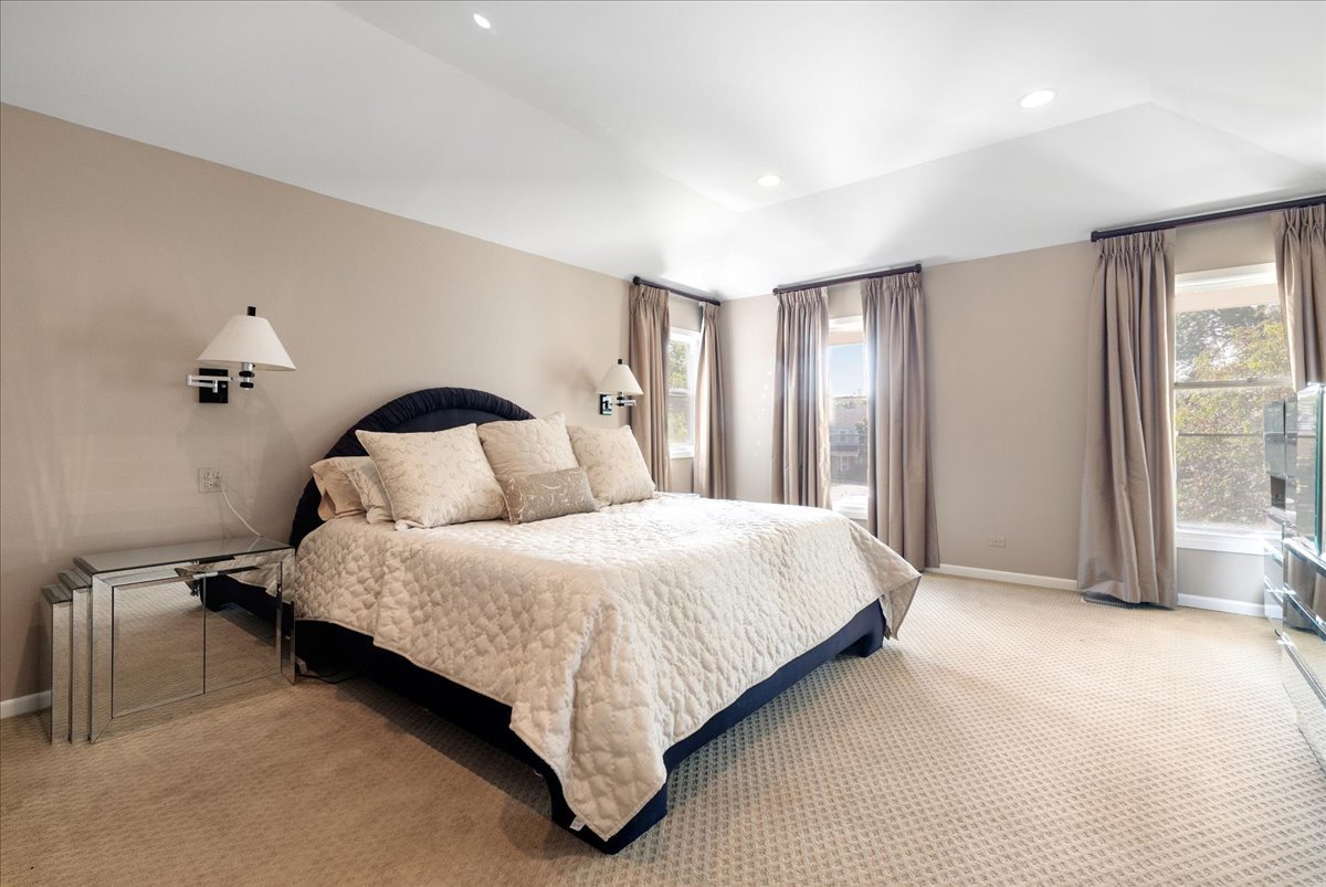 140 Doral Court