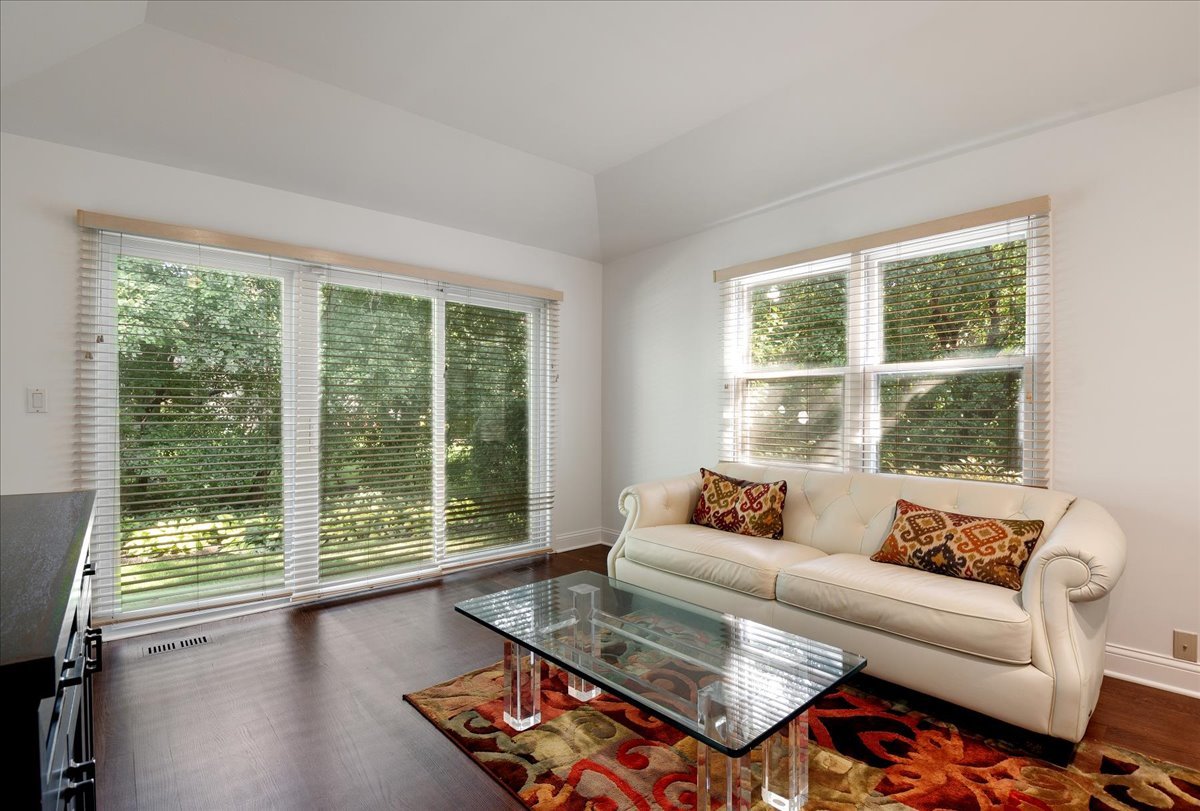 140 Doral Court