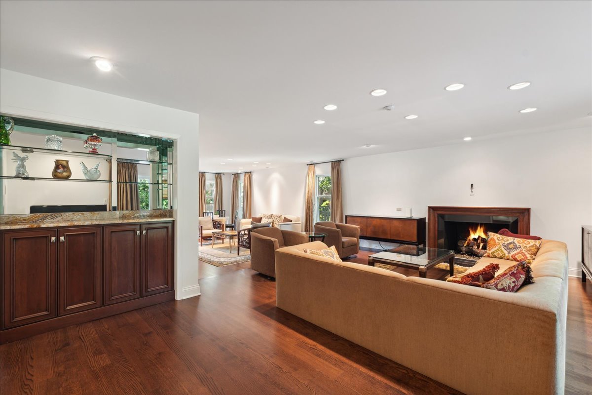 140 Doral Court