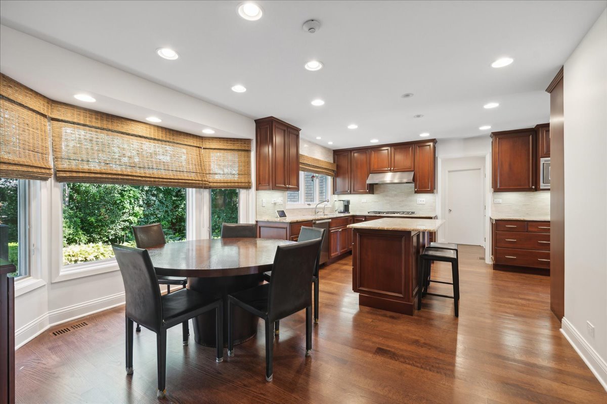 140 Doral Court