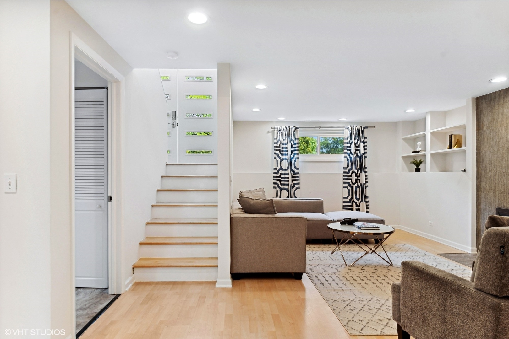 16 Red Oak Lane