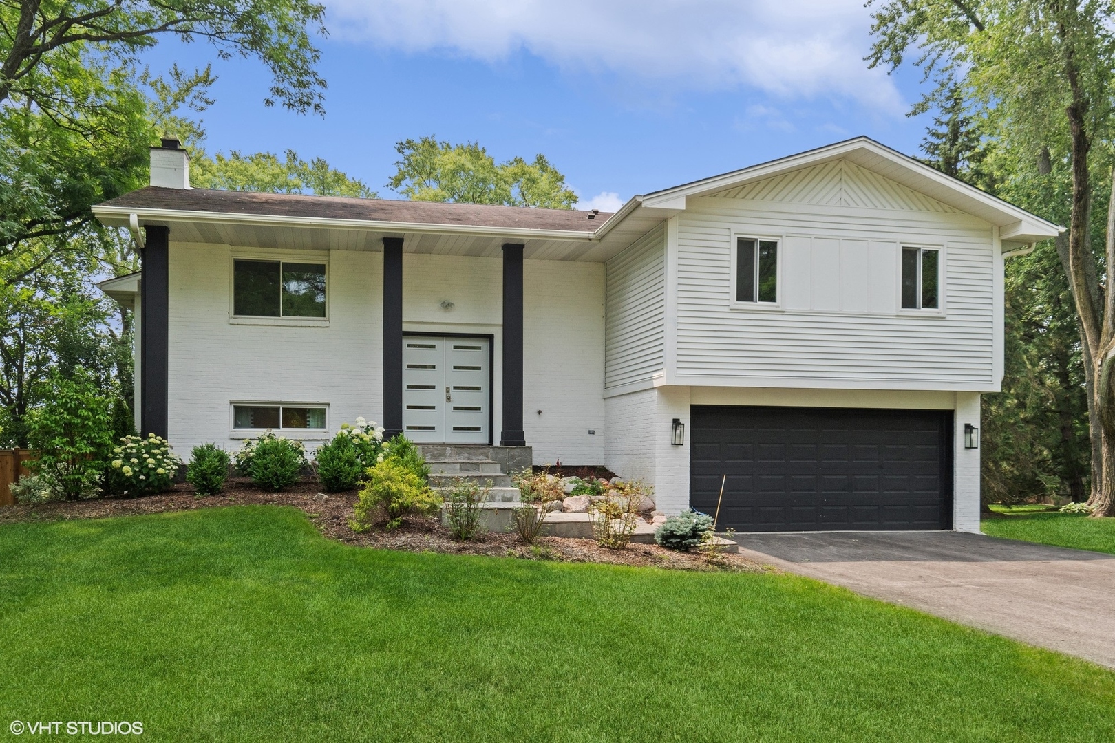 16 Red Oak Lane
