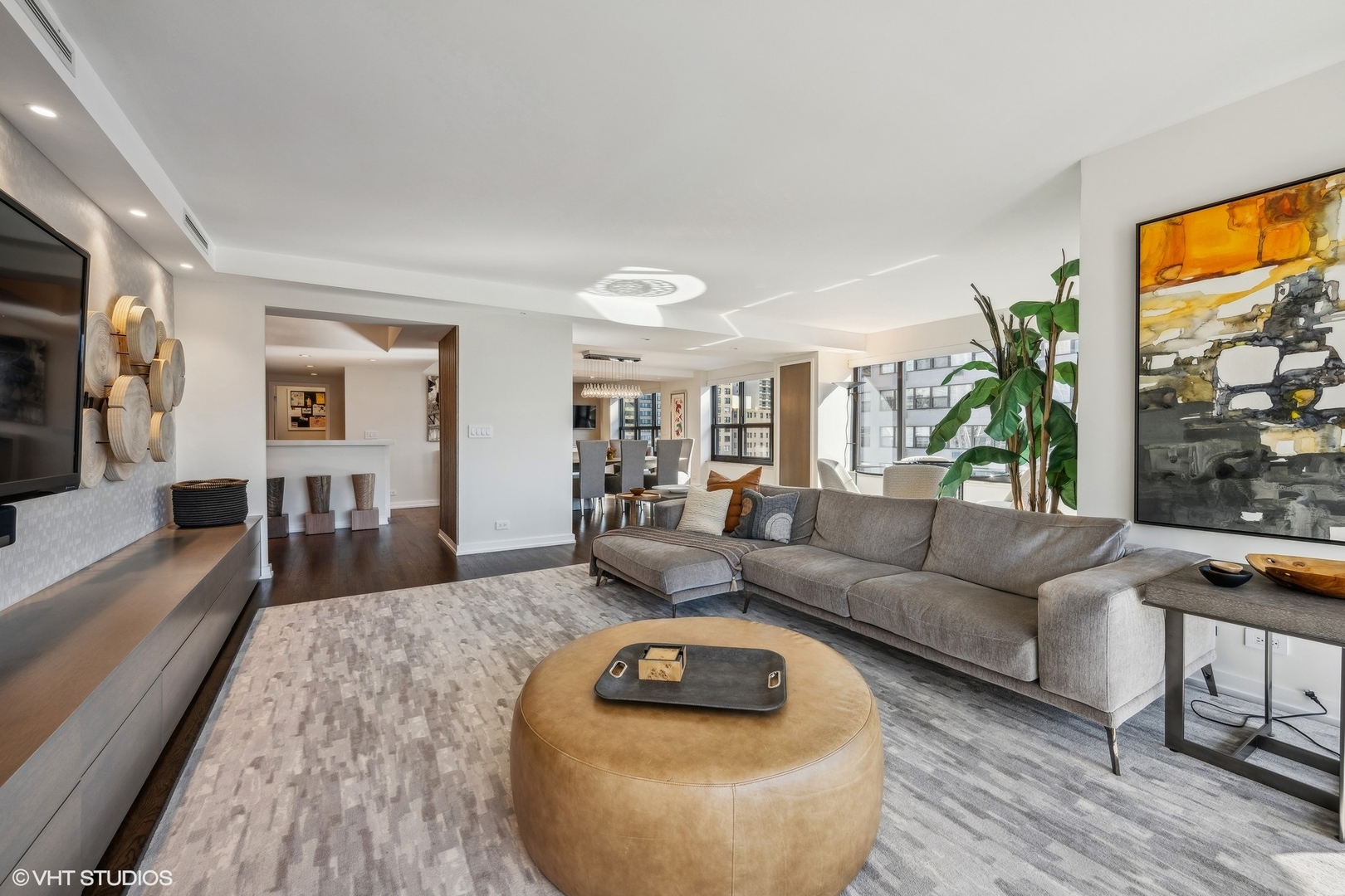 1501 N State Parkway Unit: 20E
