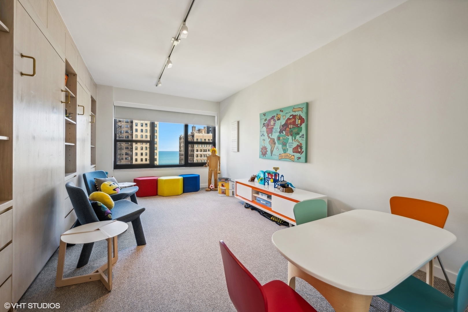 1501 N State Parkway Unit: 20E
