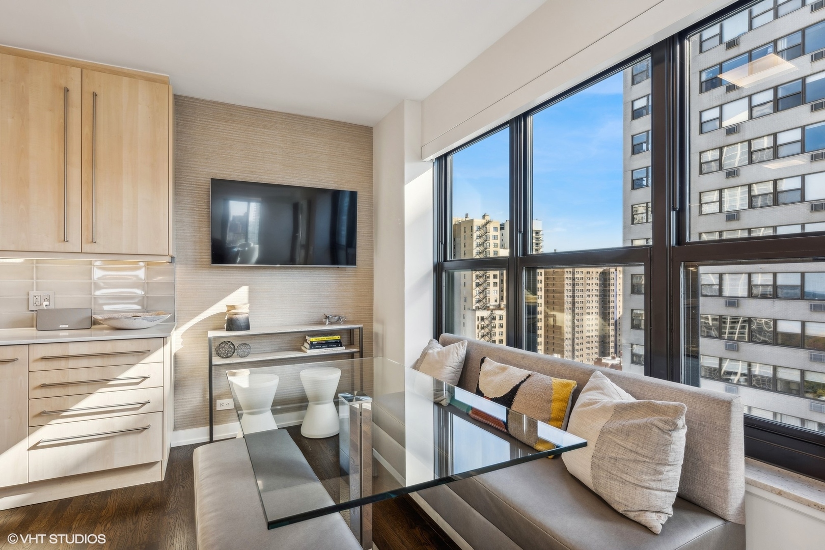 1501 N State Parkway Unit: 20E