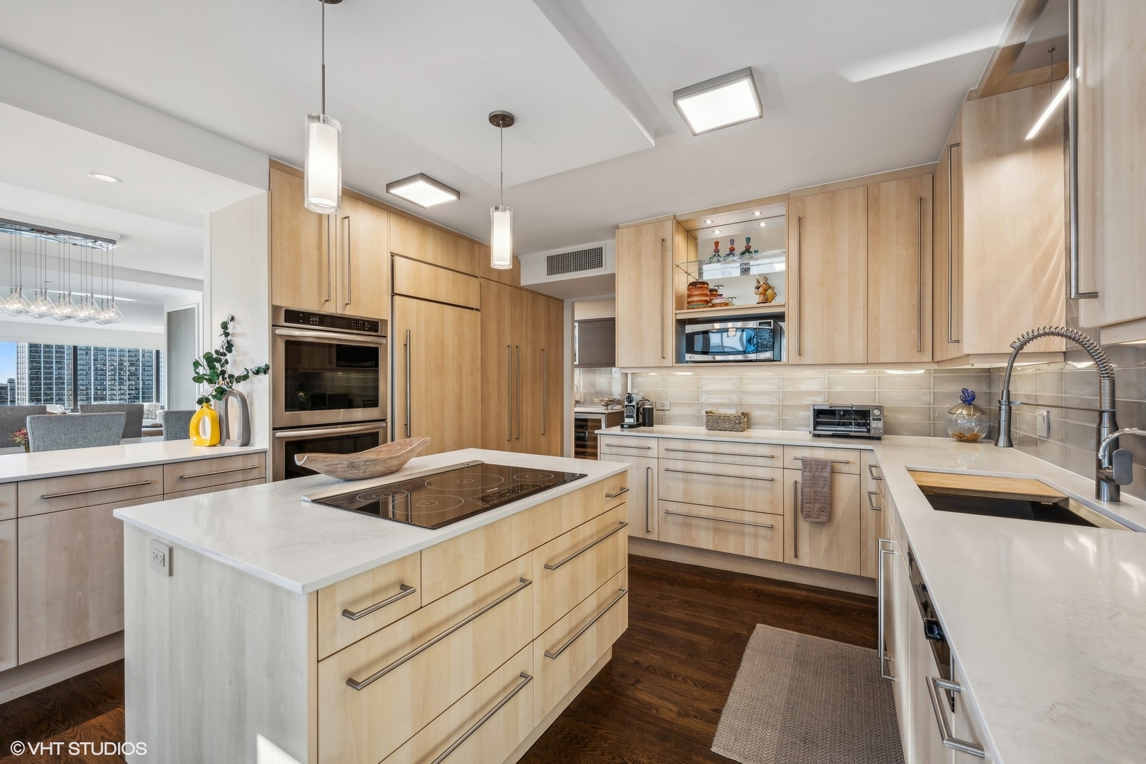 1501 N State Parkway Unit: 20E