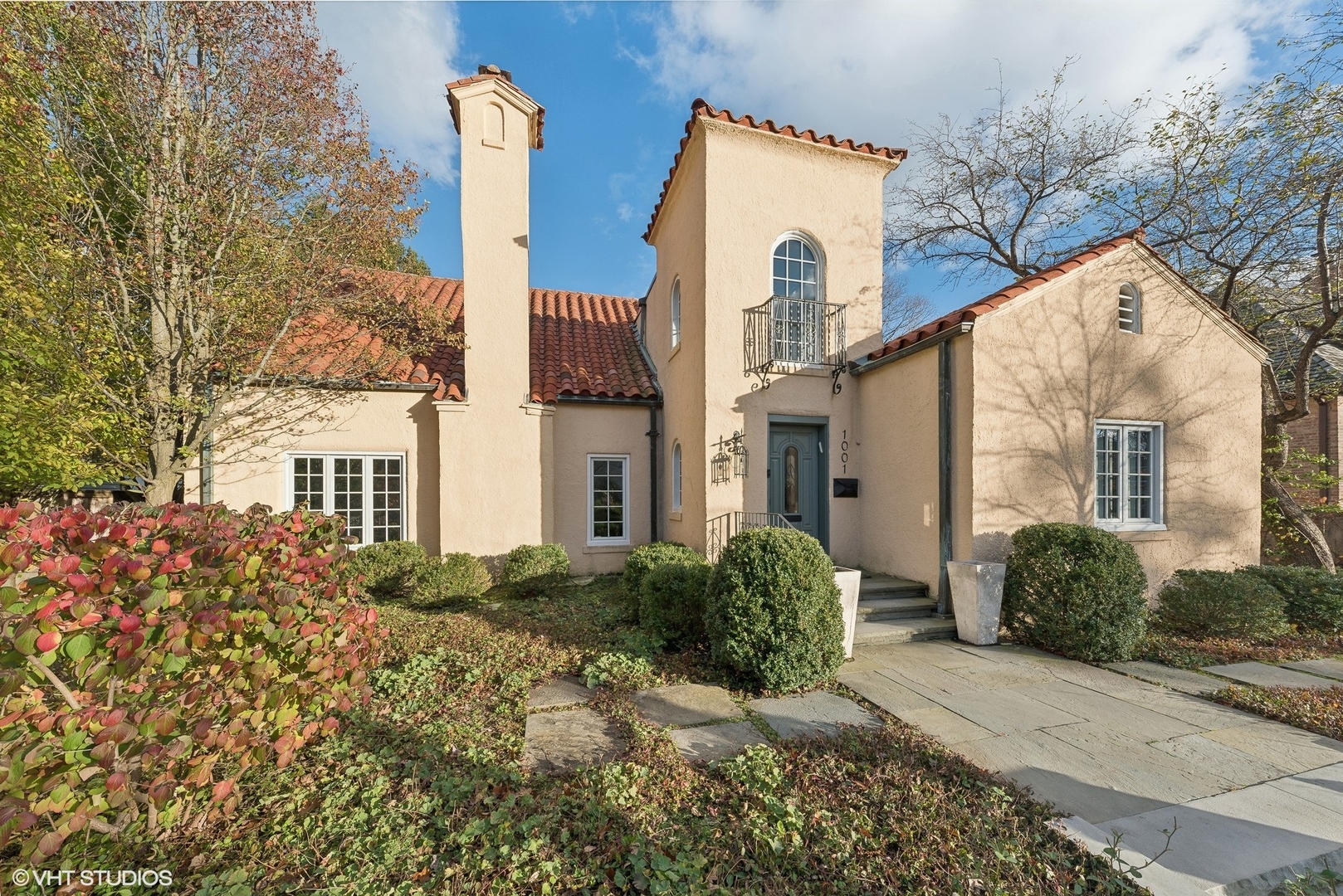 1001 Wildwood Lane