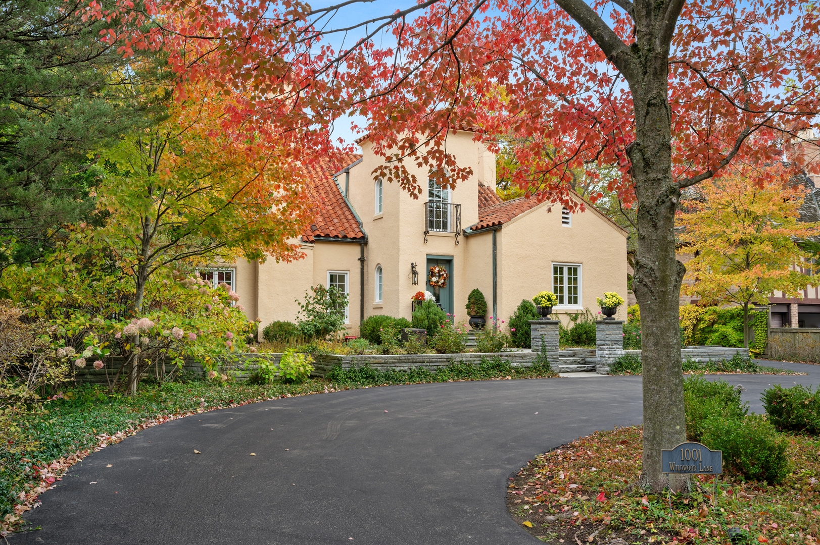 1001 Wildwood Lane