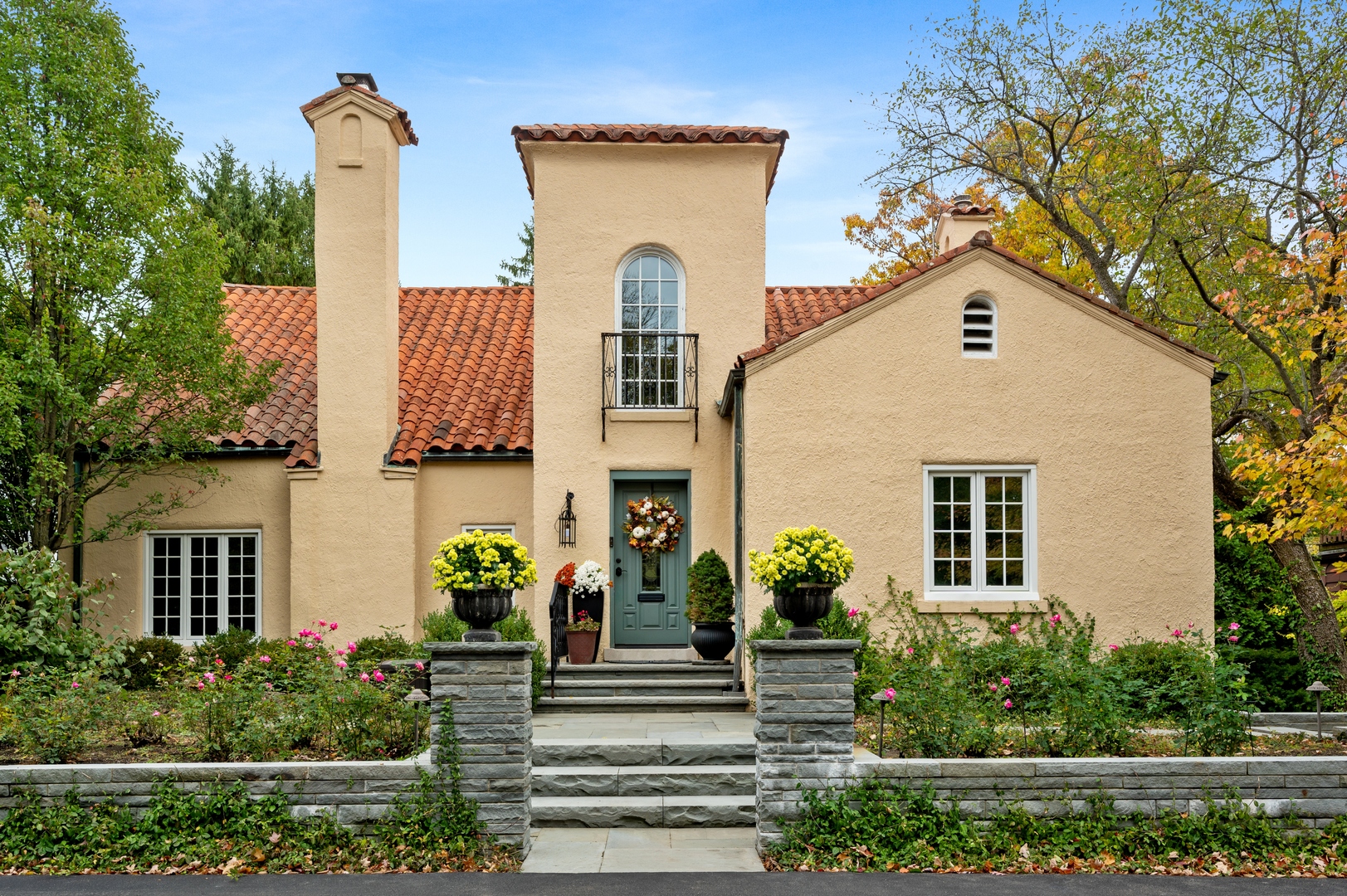 1001 Wildwood Lane
