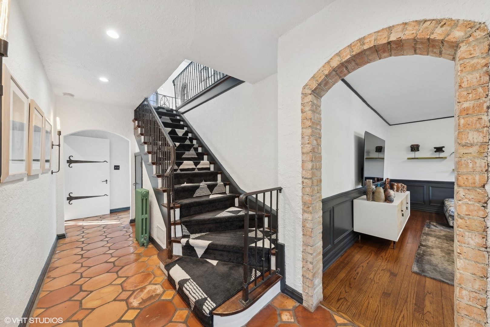 1001 Wildwood Lane