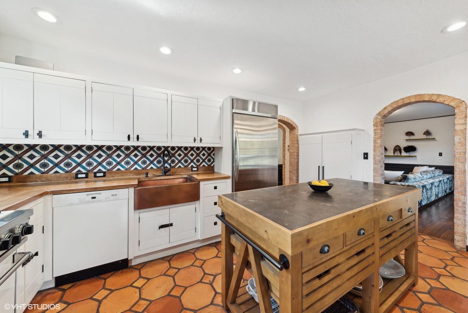 1001 Wildwood Lane