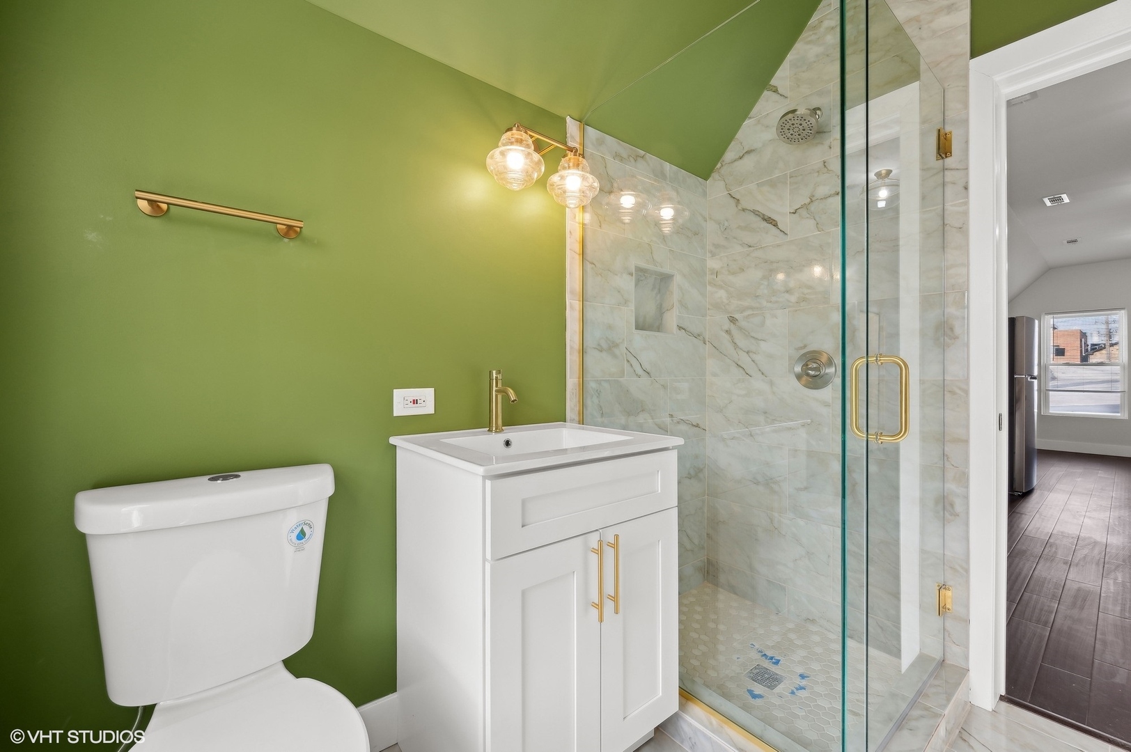 2313 W Fullerton Avenue Unit: 1