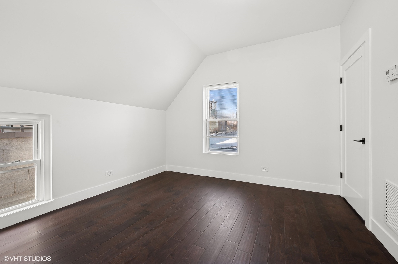 2313 W Fullerton Avenue Unit: 2
