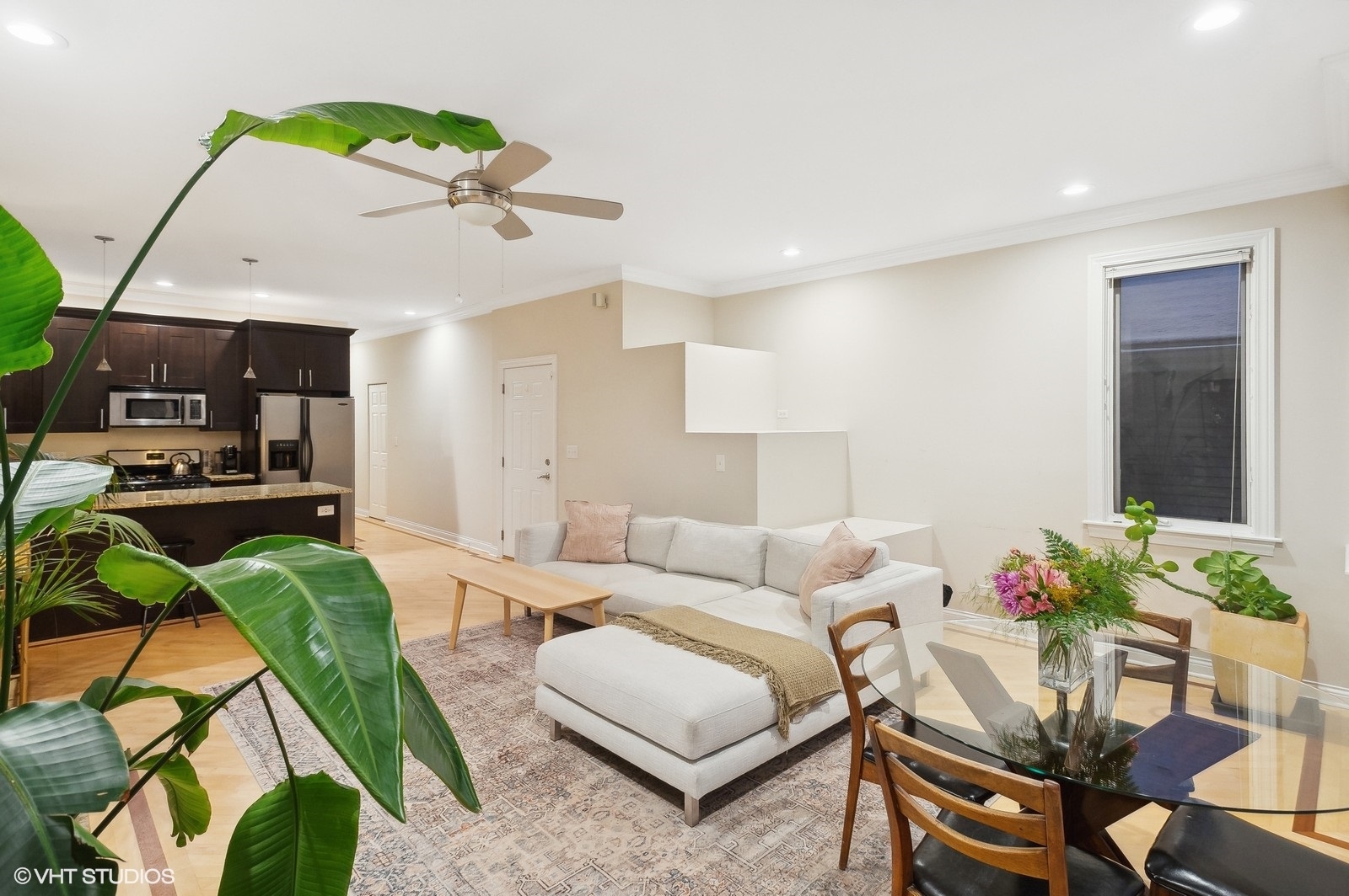 1849 W ARMITAGE Avenue Unit: 2
