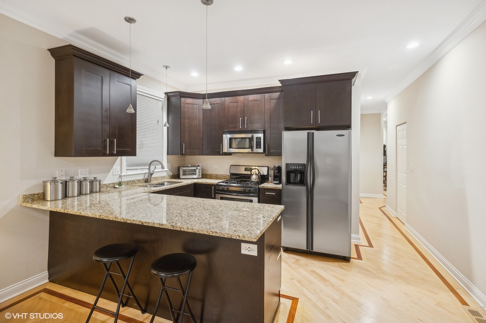 1849 W ARMITAGE Avenue Unit: 2