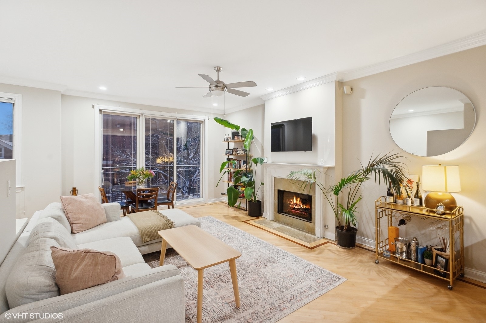 1849 W ARMITAGE Avenue Unit: 2
