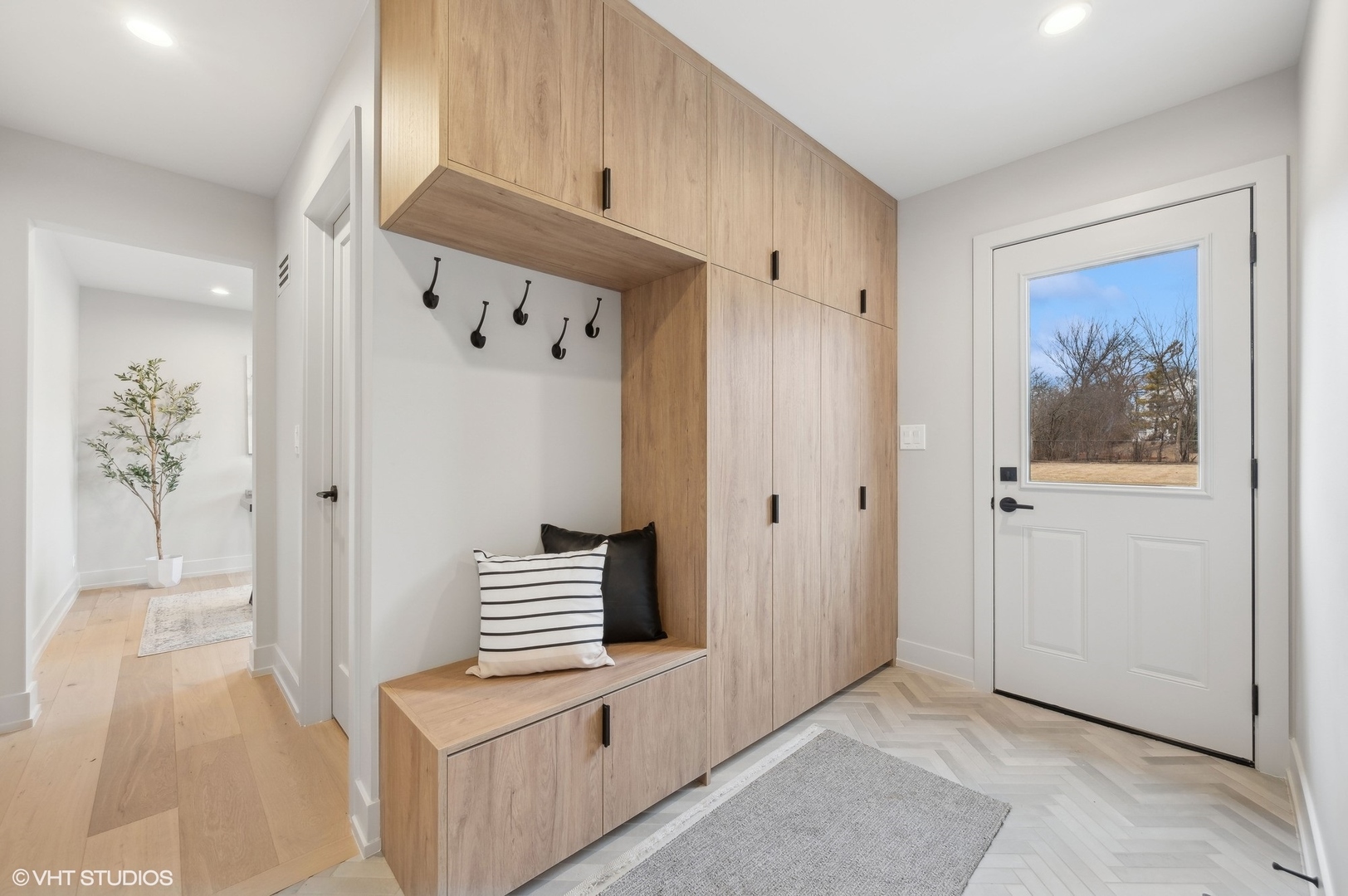 2097 Magnolia Lane