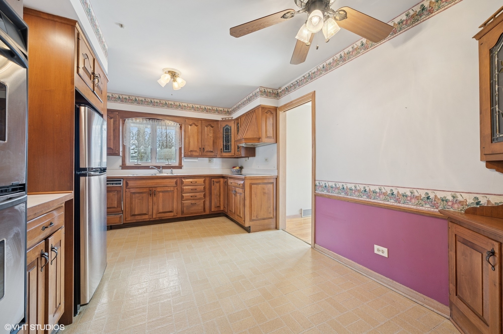 213 N Forest Avenue