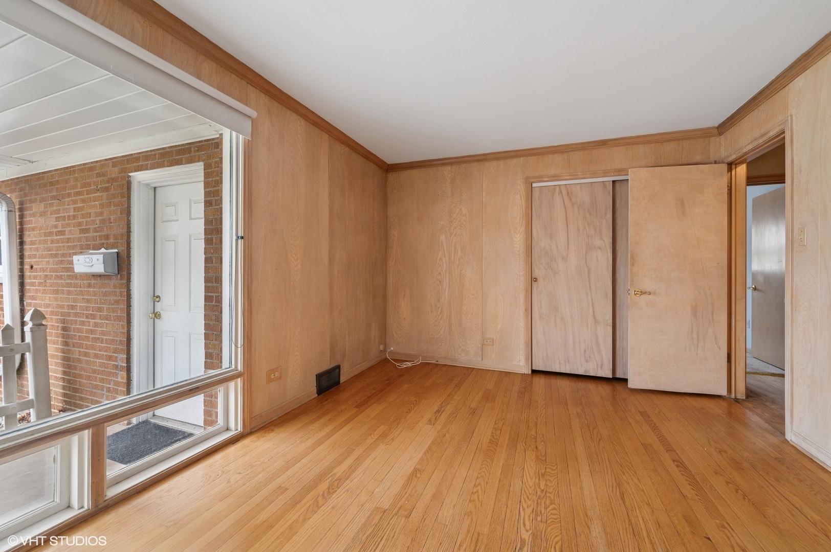 213 N Forest Avenue