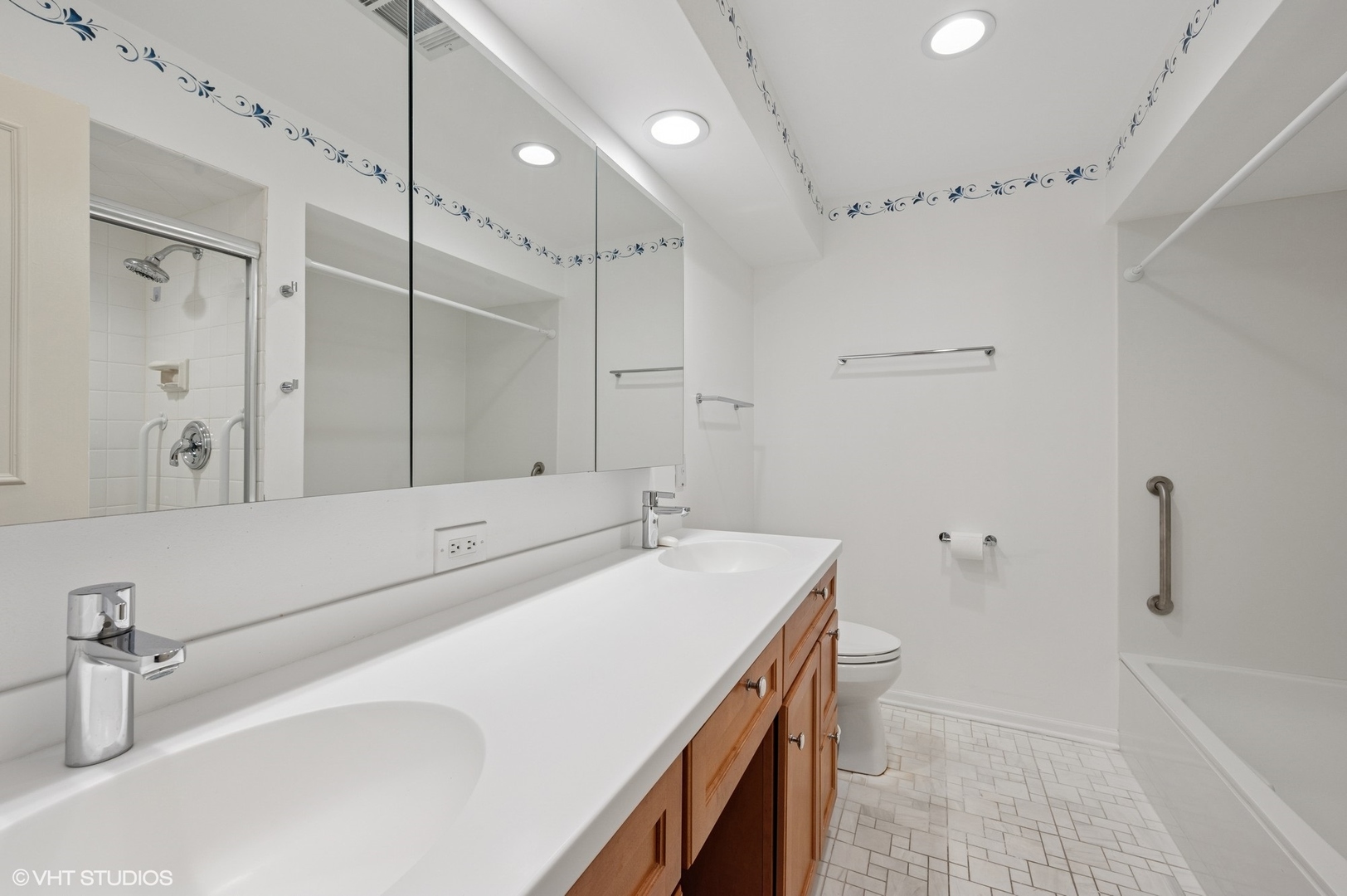 1175 Lake Cook Road Unit: 410
