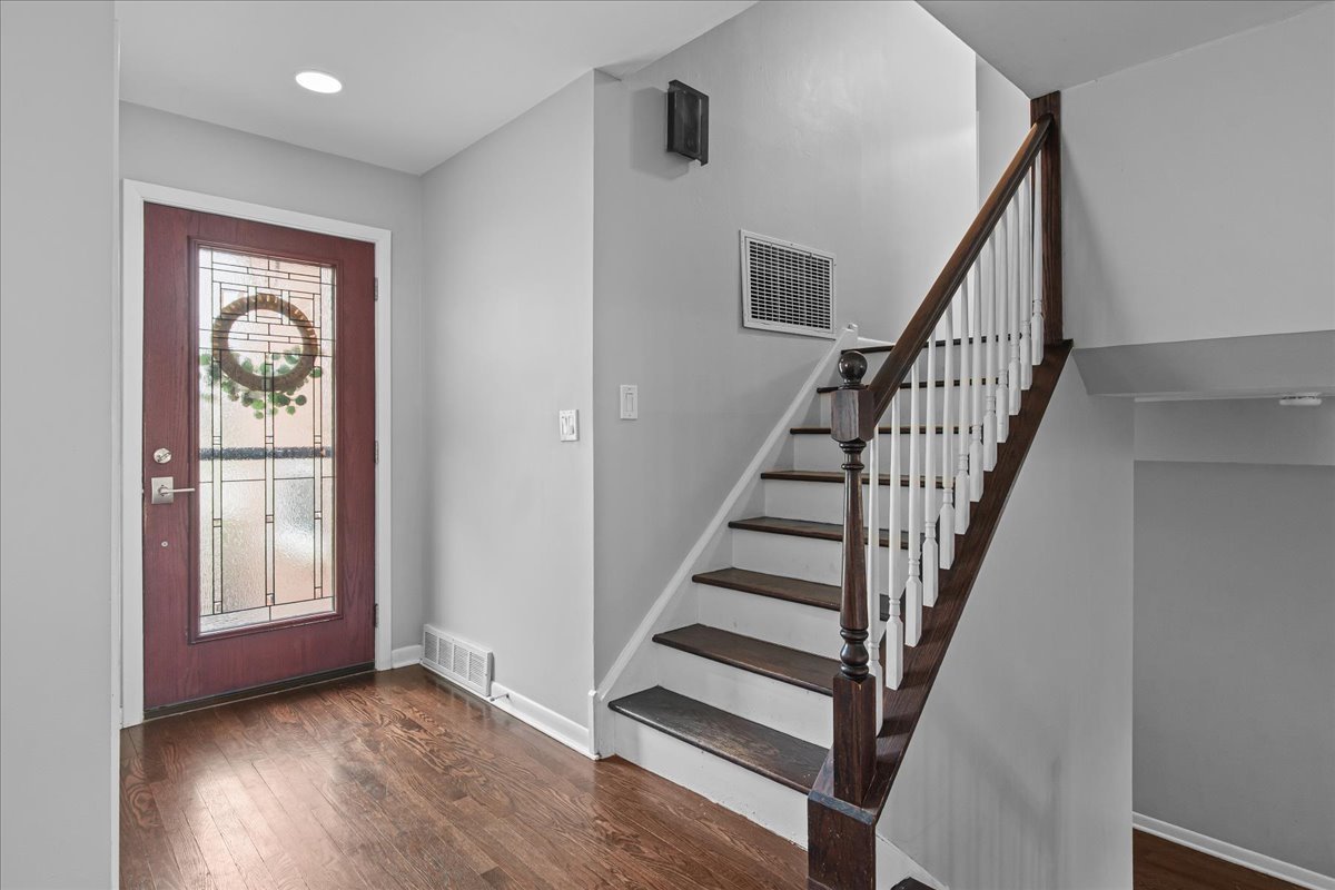 1657 Cranshire Court