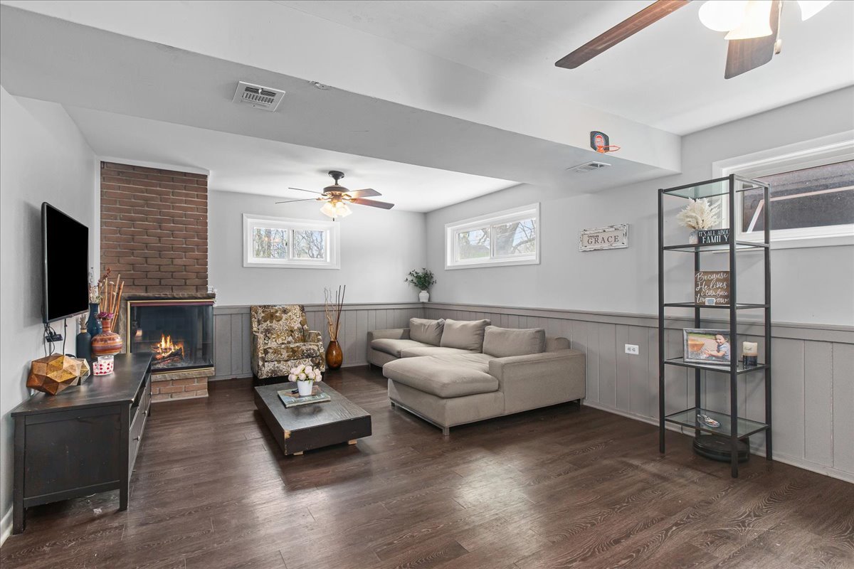 1657 Cranshire Court