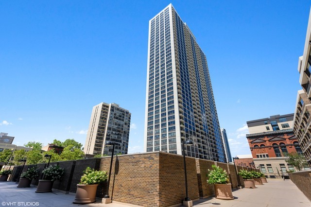 1560 N Sandburg Terrace Unit: 1411