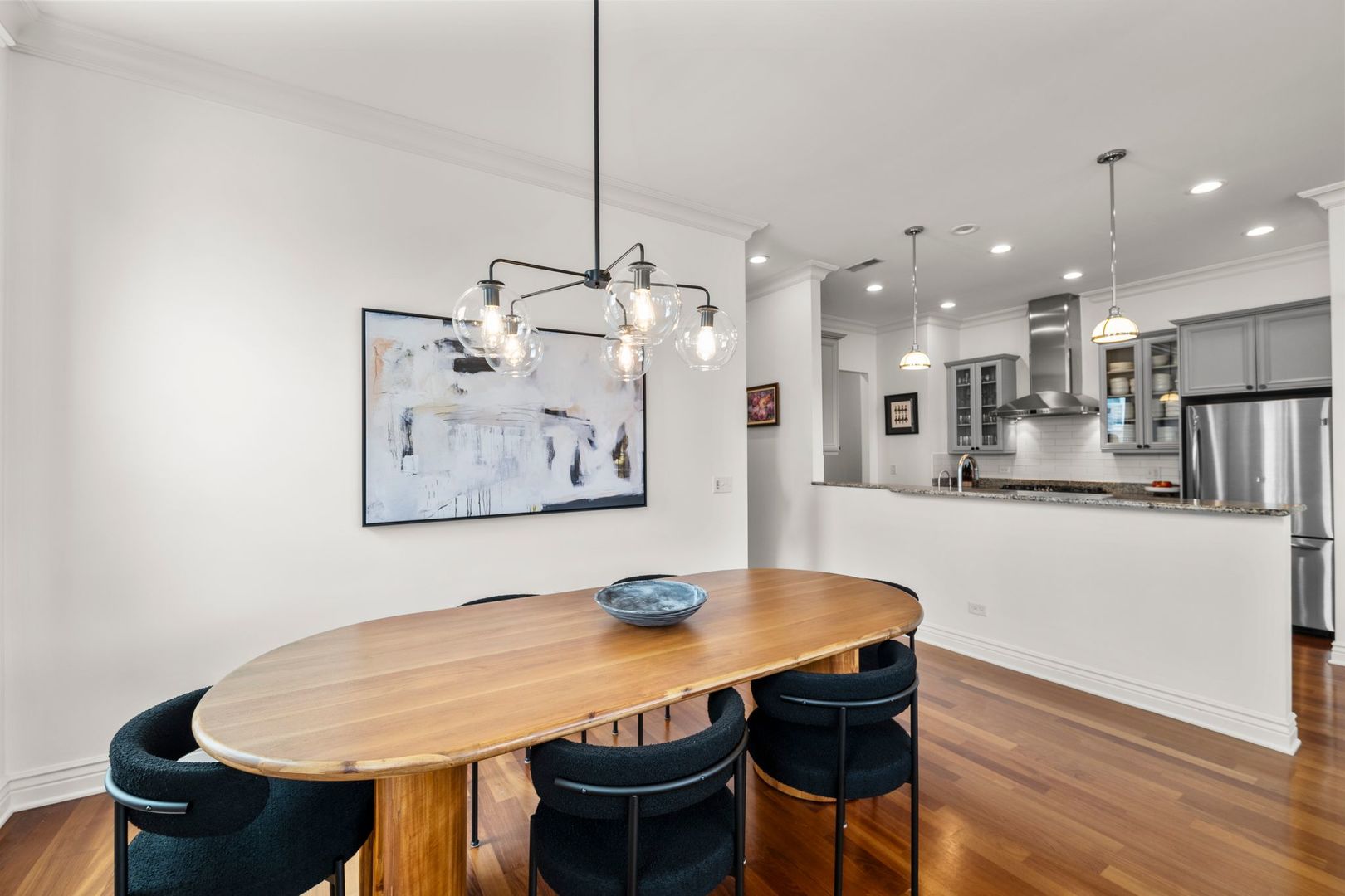1148 W Monroe Street Unit: 6NE