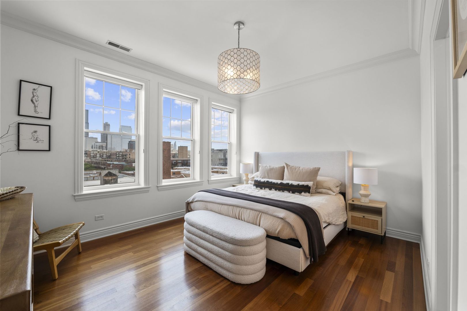 1148 W Monroe Street Unit: 6NE