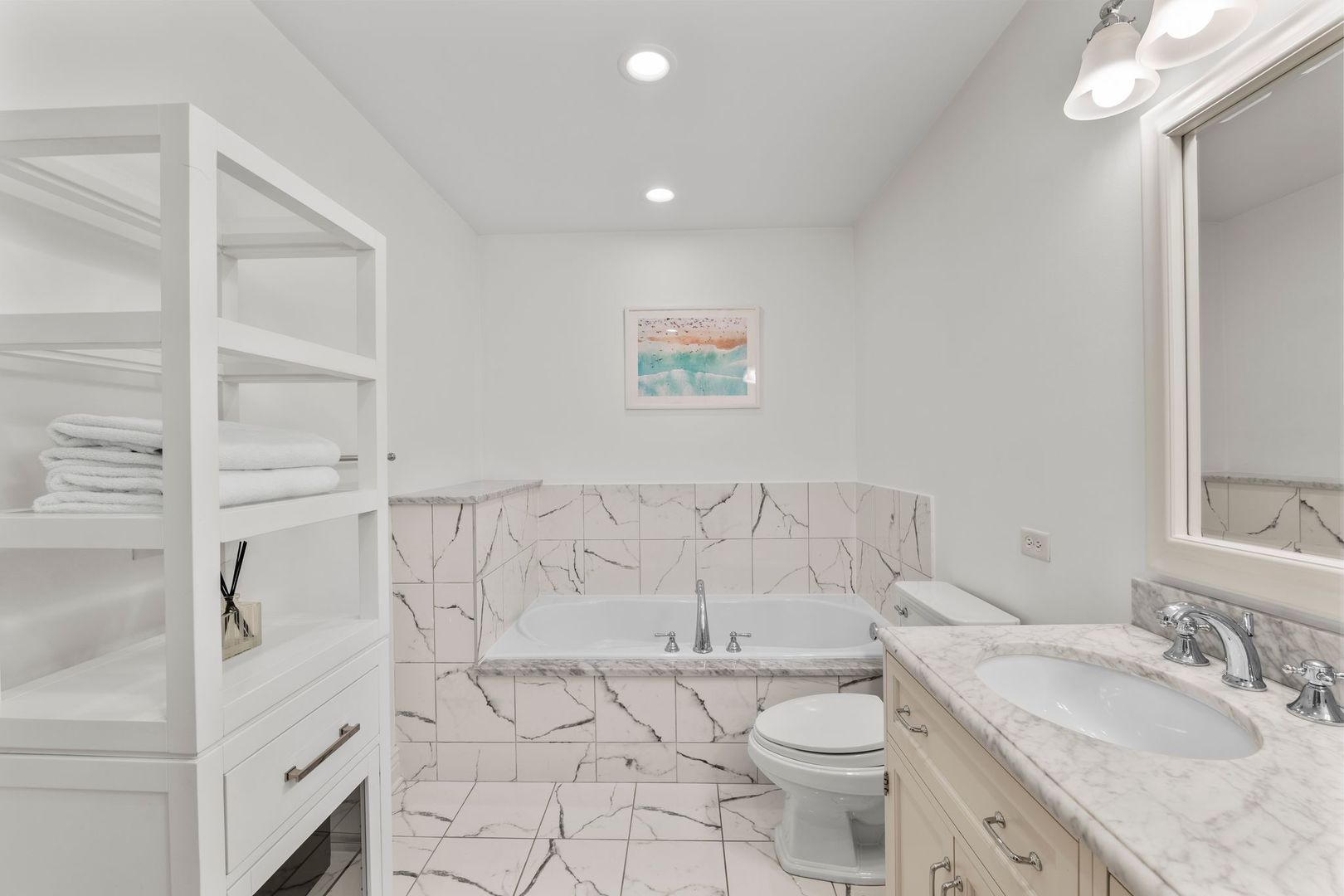 1148 W Monroe Street Unit: 6NE