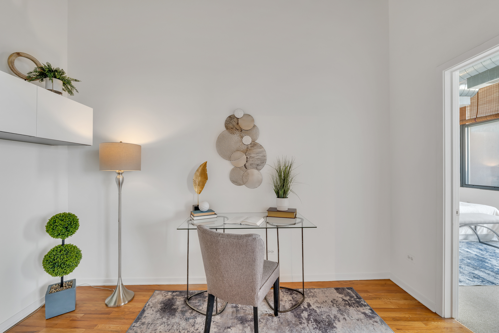 900 N Kingsbury Street Unit: 830