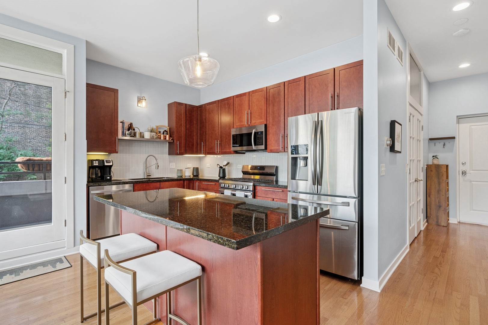 2065 N KEDZIE Avenue Unit: 112