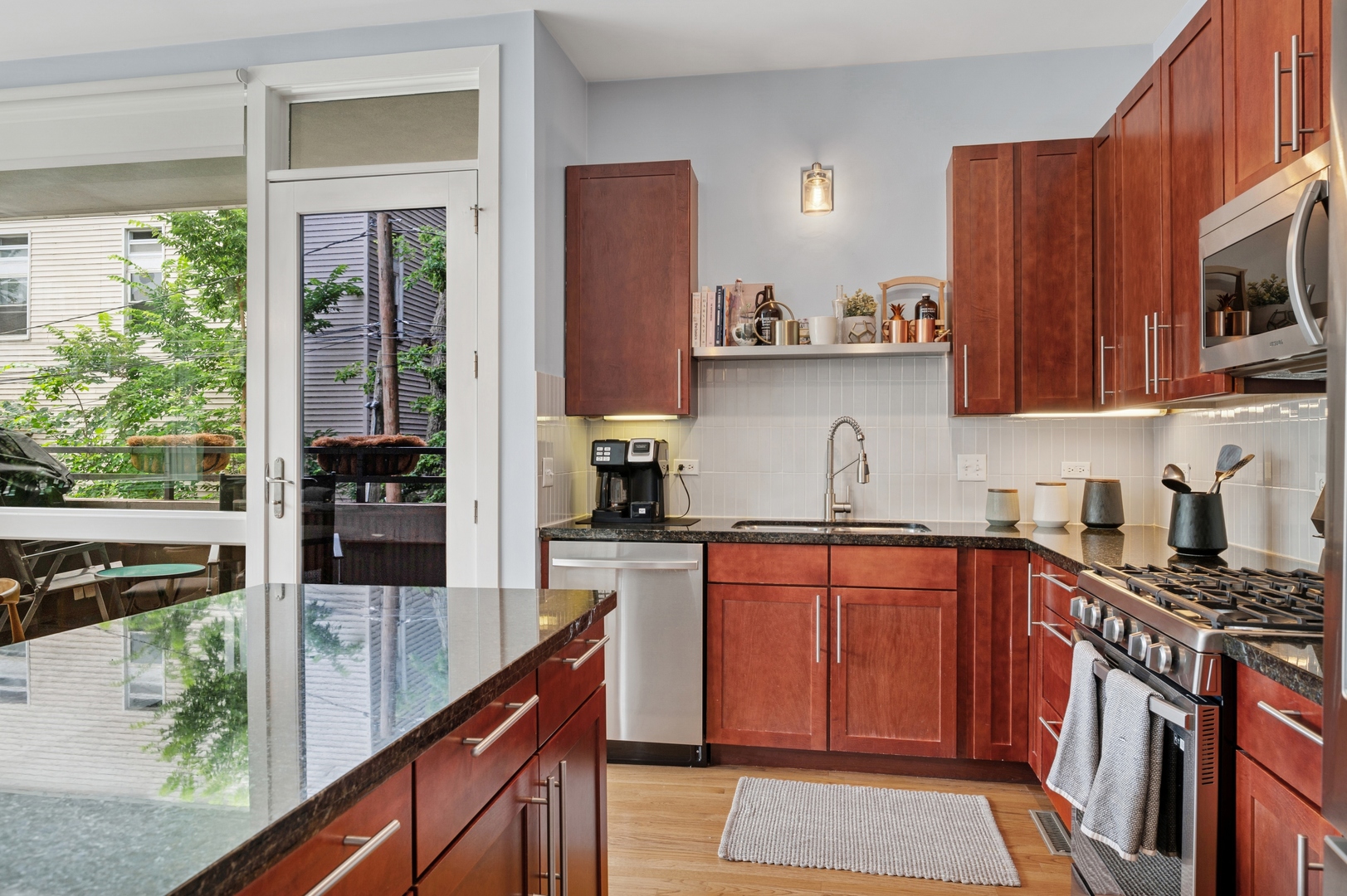 2065 N KEDZIE Avenue Unit: 112