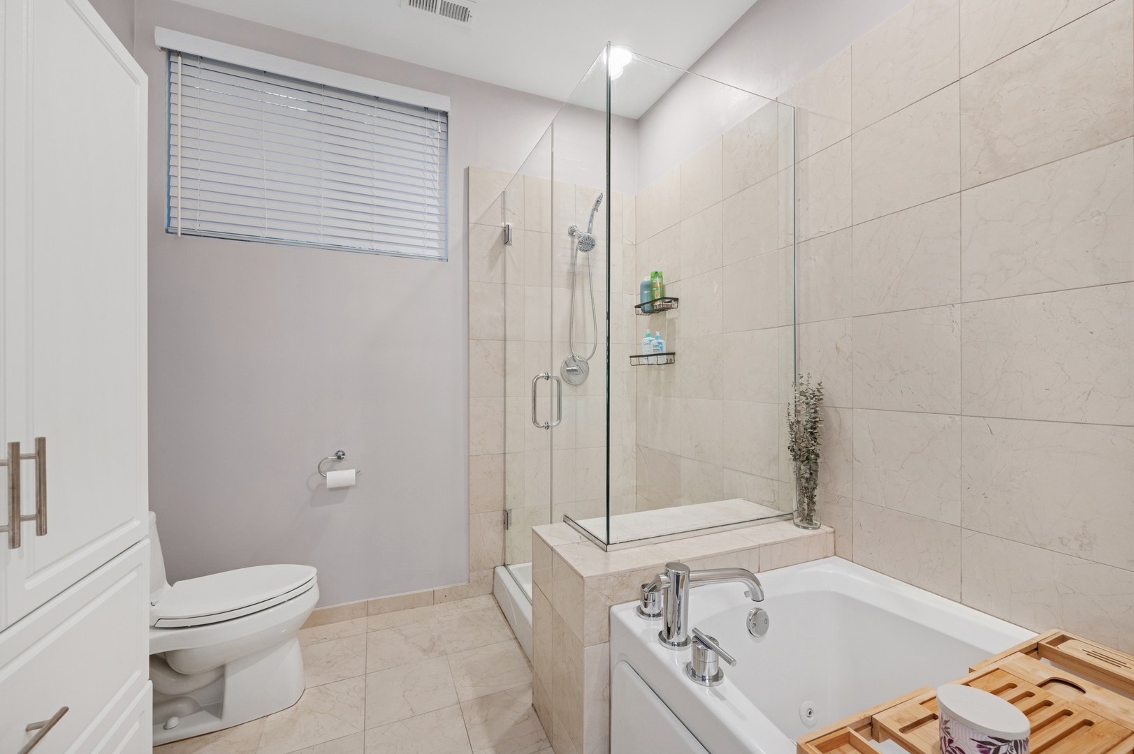 2065 N KEDZIE Avenue Unit: 112