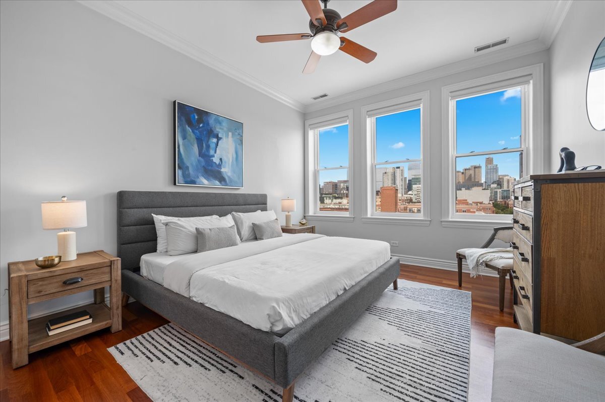 1148 W Monroe Street Unit: 6SE