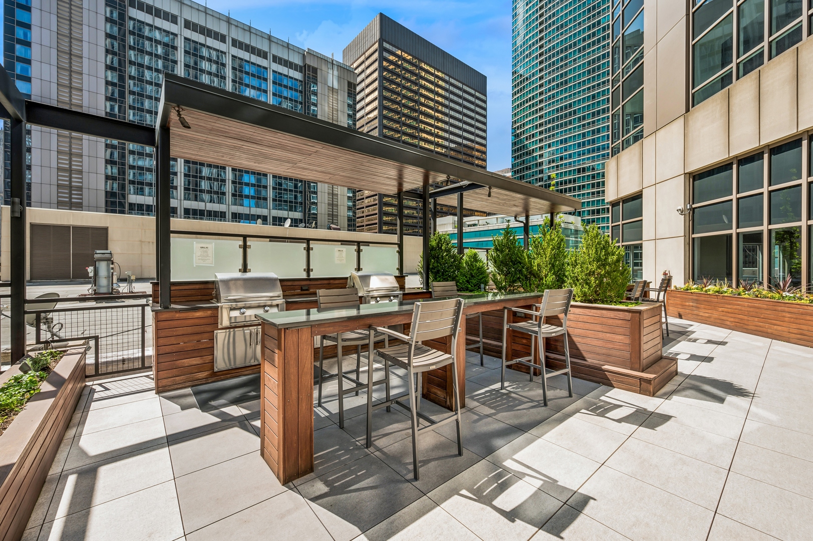 512 N McClurg Court Unit: 2902