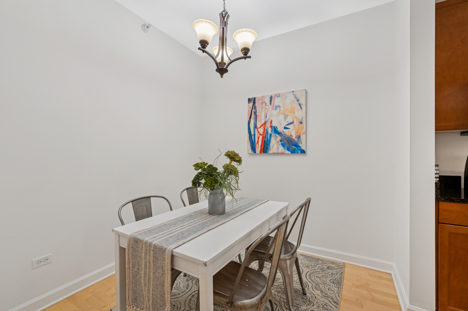 1133 S State Street Unit: 401B