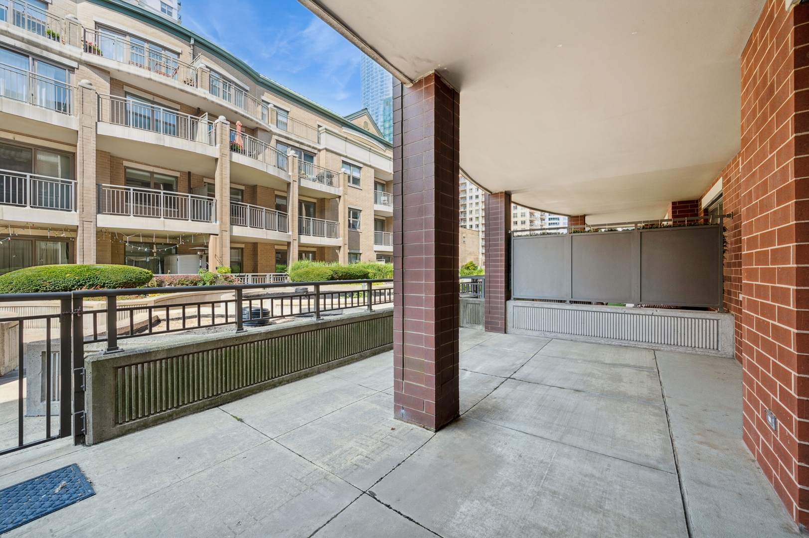 1133 S State Street Unit: 401B