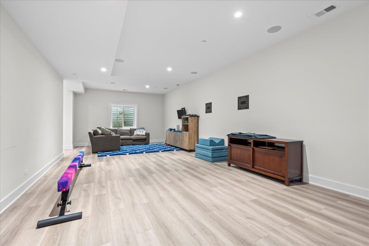 1560 Samanthas Way