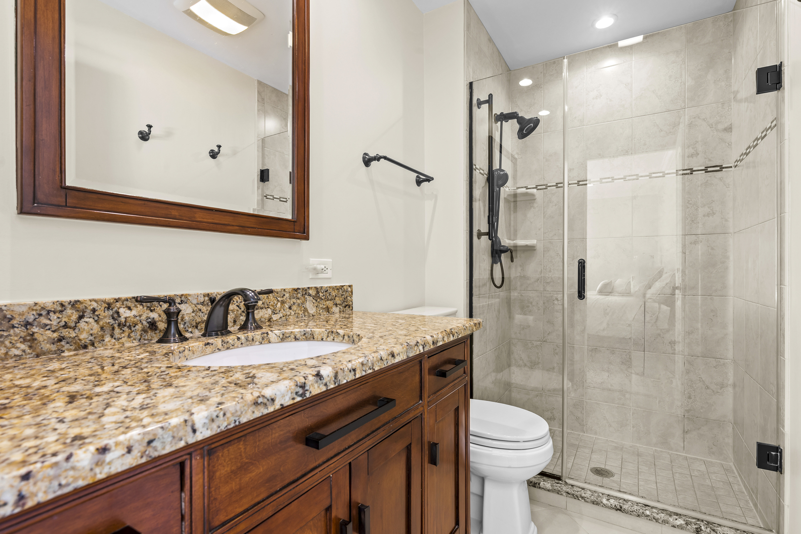 1133 Hawthorne Court Unit: A2