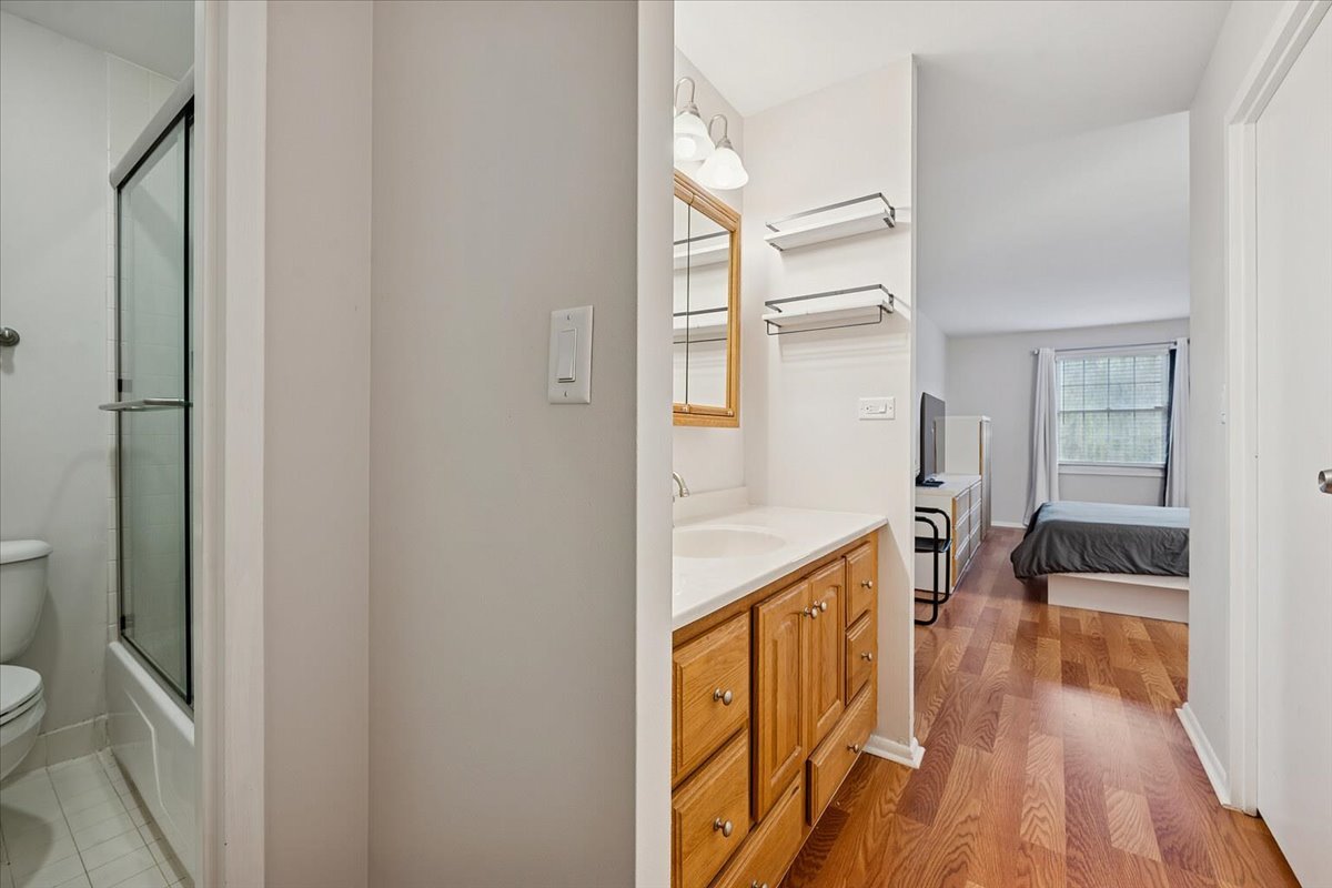 1230 Park Avenue W Unit: 213