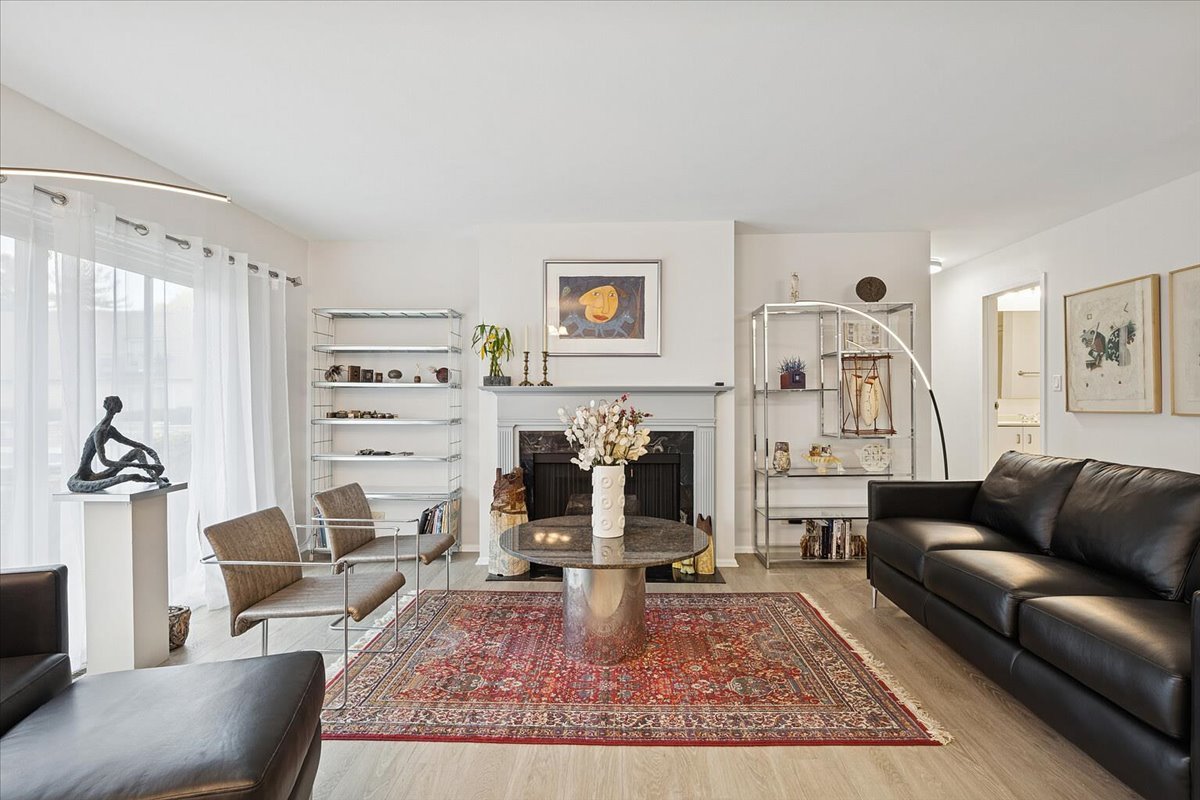 1230 Park Avenue W Unit: 213