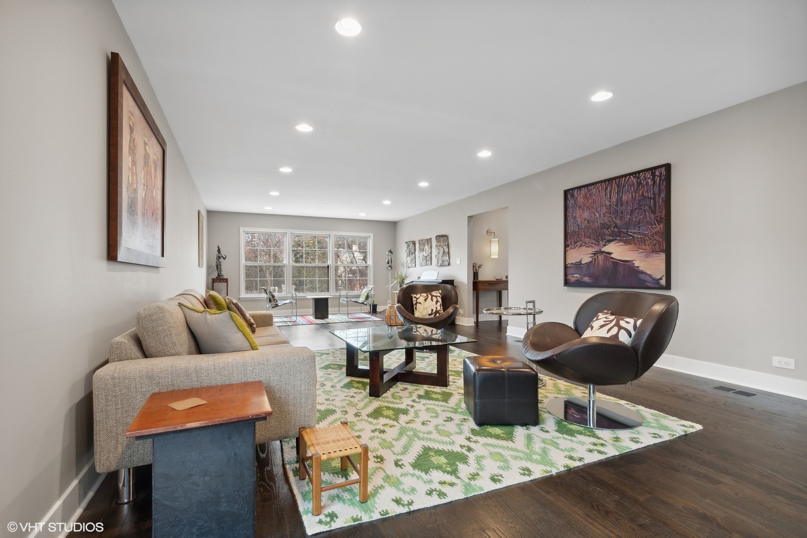 384 Hastings Avenue