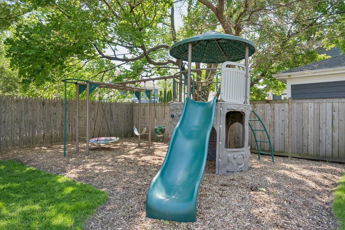 1063 Osterman Avenue
