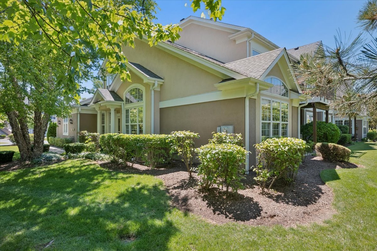 3042 Lexington Lane Unit: 3R41