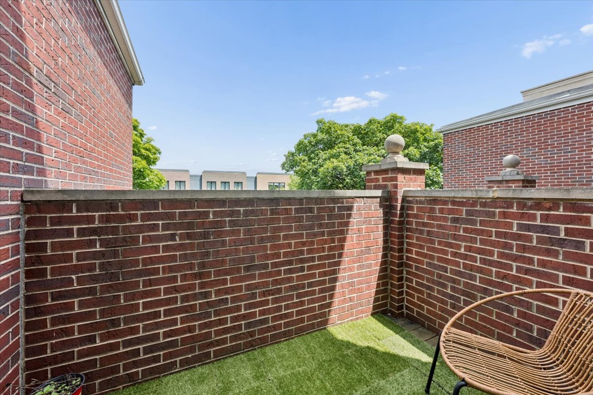 1529 W Montana Street Unit: 3